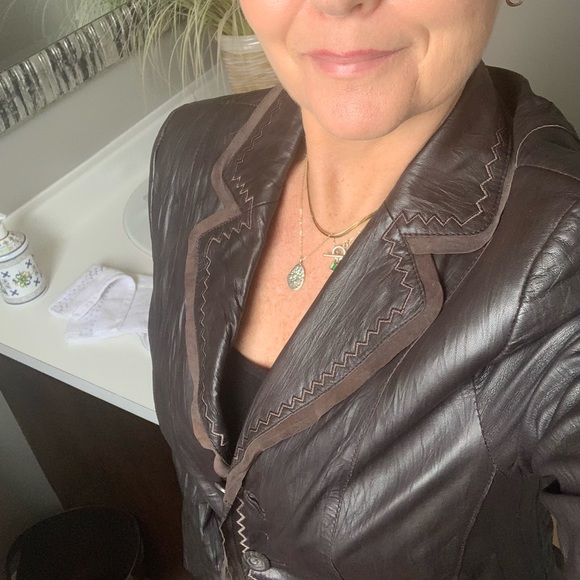 Gerry Weber size 6 Leather Jacket - Picture 4 of 11